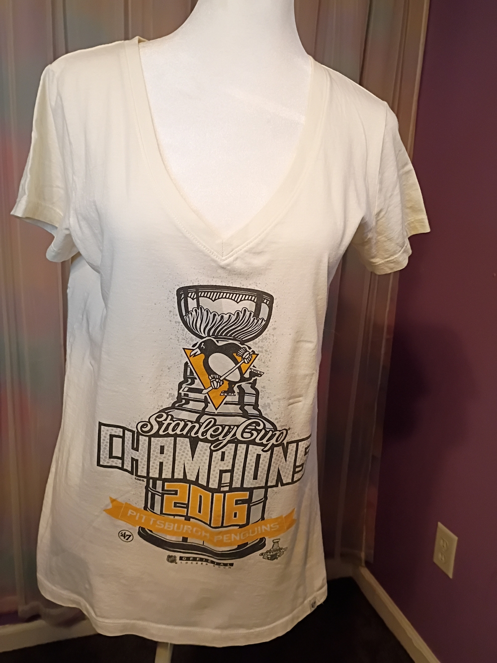 47 White Pittsburgh Penguins Stanley Cup Champions 2016 Cotton Tee Size Large